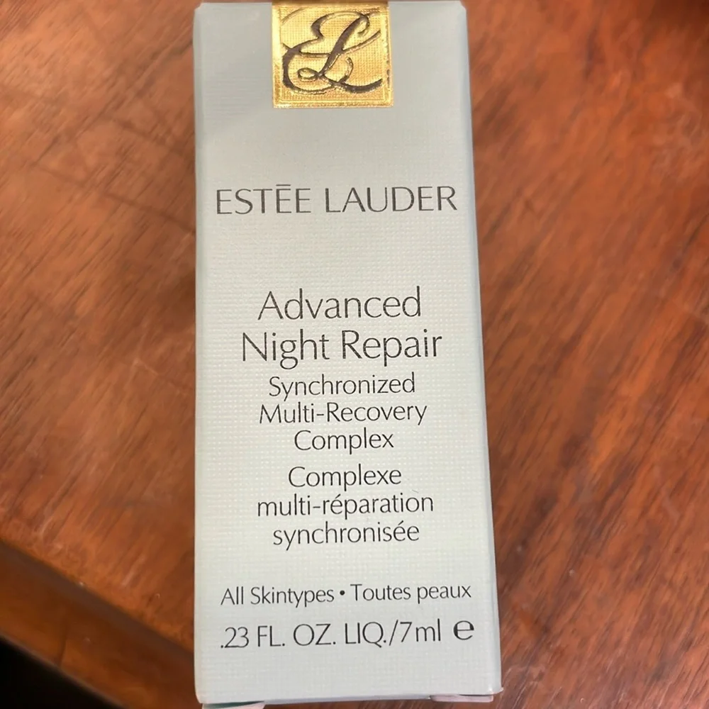 NEW in Box Estée Lauder Advanced Night Repair Deluxe Mini Travel 7 ml‎